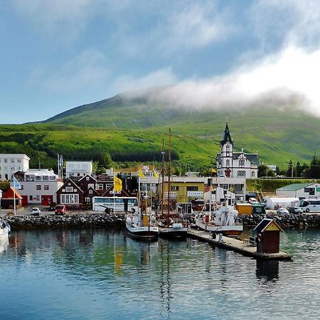 Post-Plaza Guesthouse Húsavík Dış mekan fotoğraf