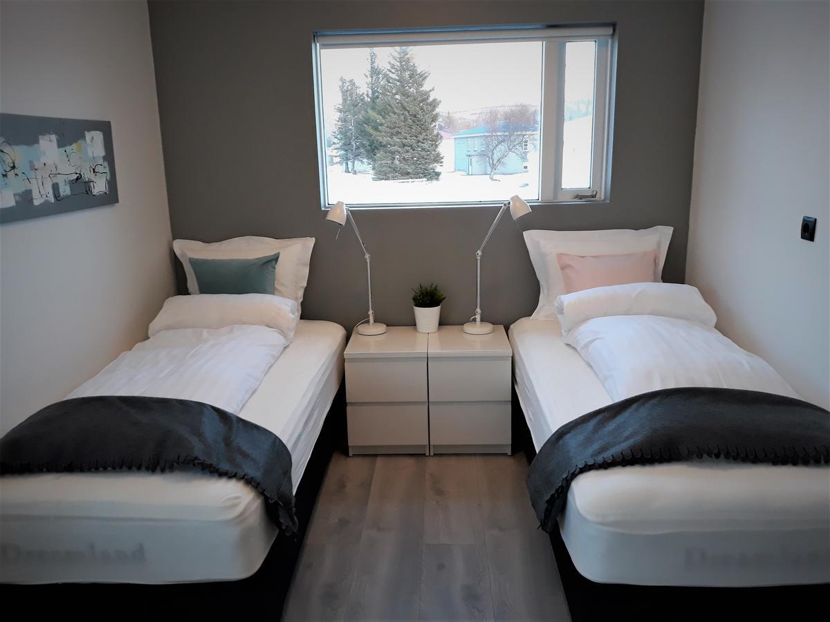 Post-Plaza Guesthouse Húsavík Dış mekan fotoğraf